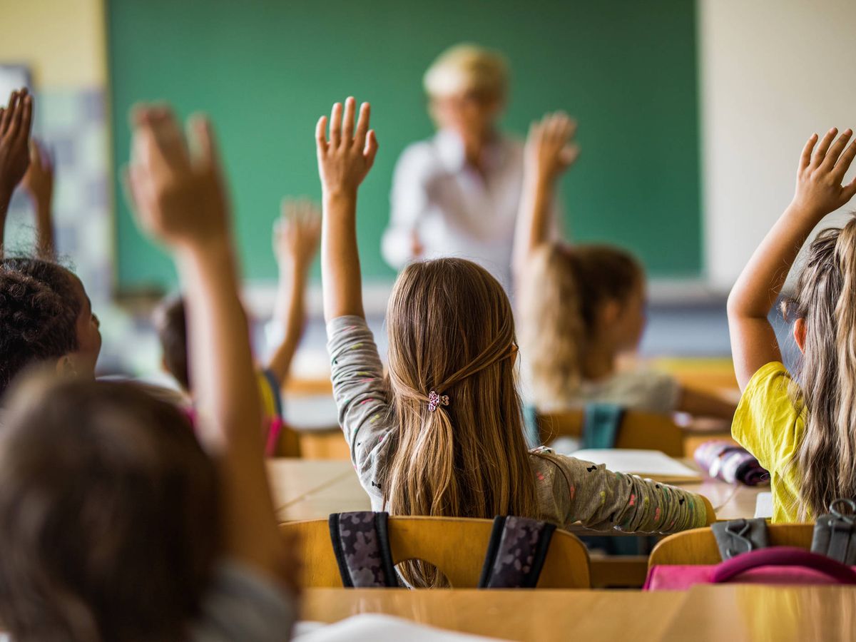 ¿Vas a Deducir Colegiaturas? Asegúrate de Cumplir con Todos Estos Requisitos